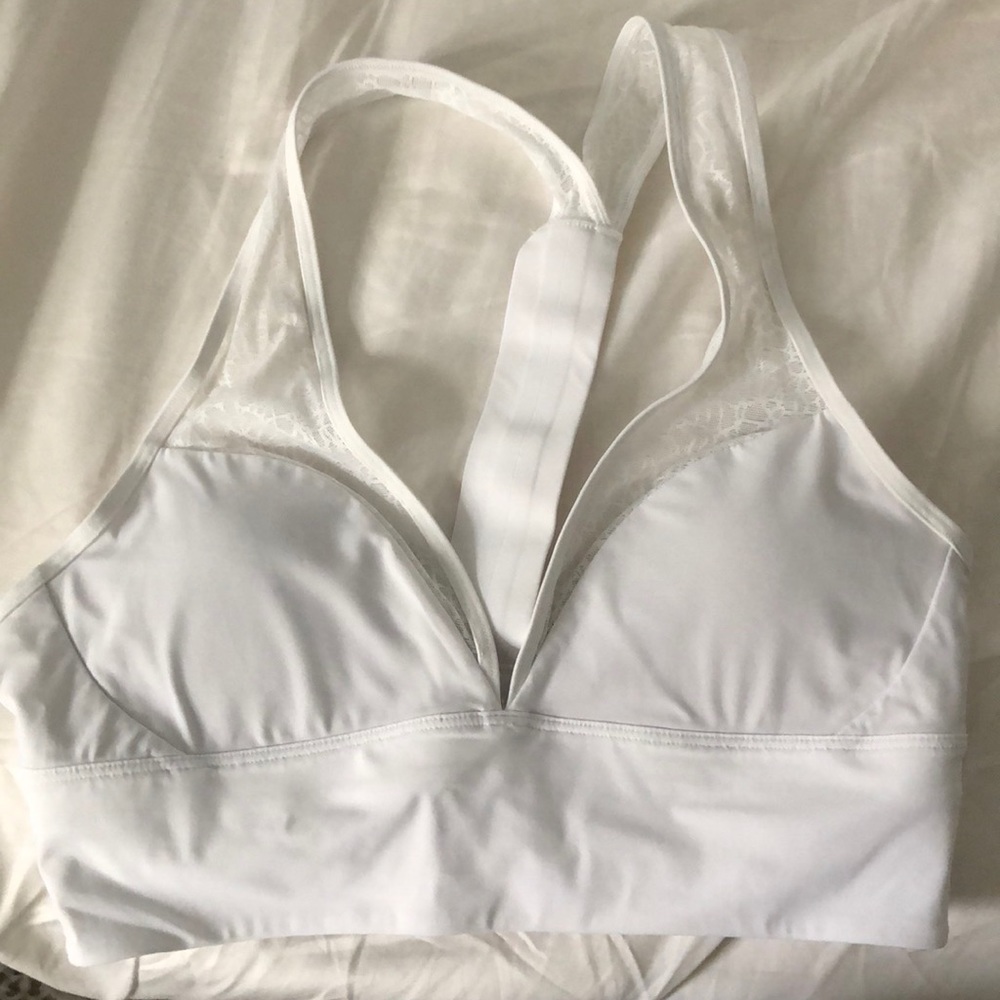Lulu lemon sports bra